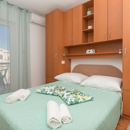 Apartments Dalmato Макарська Екстер'єр фото