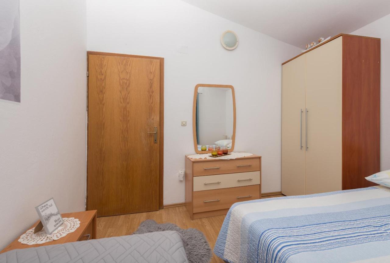 Apartments Dalmato Макарська Екстер'єр фото