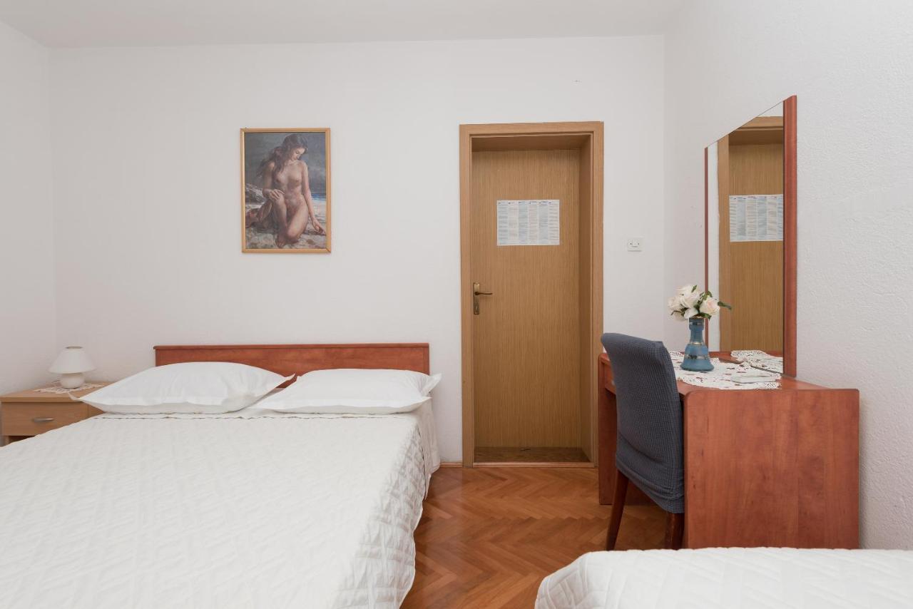Apartments Dalmato Макарська Екстер'єр фото